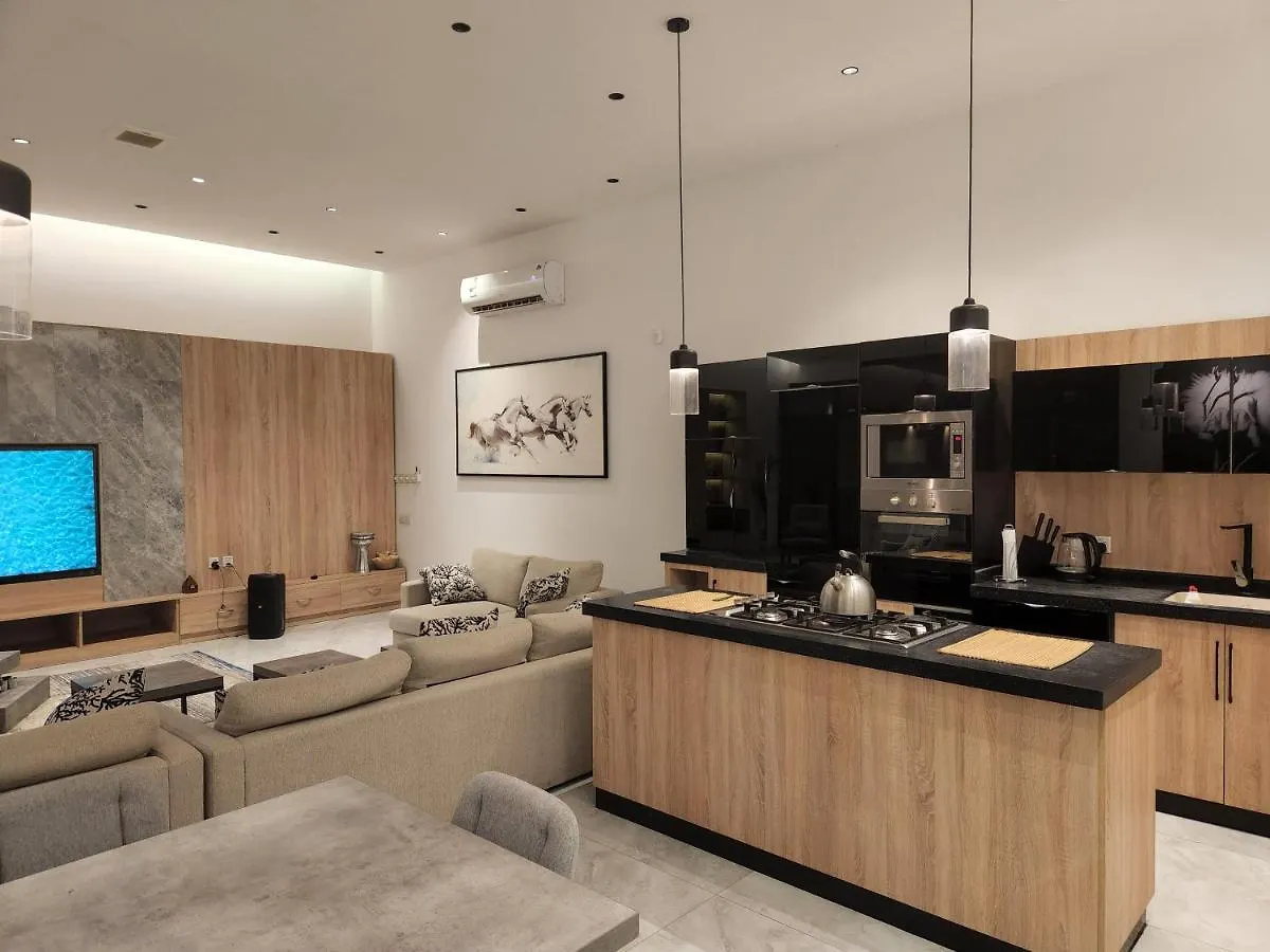 شاليه فاخر جداً جداً وخاص Riyad Chalet