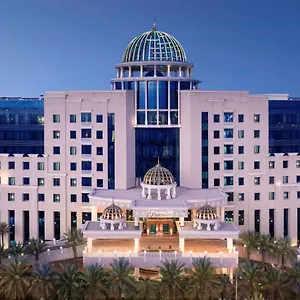 Hotel Fairmont, Riad